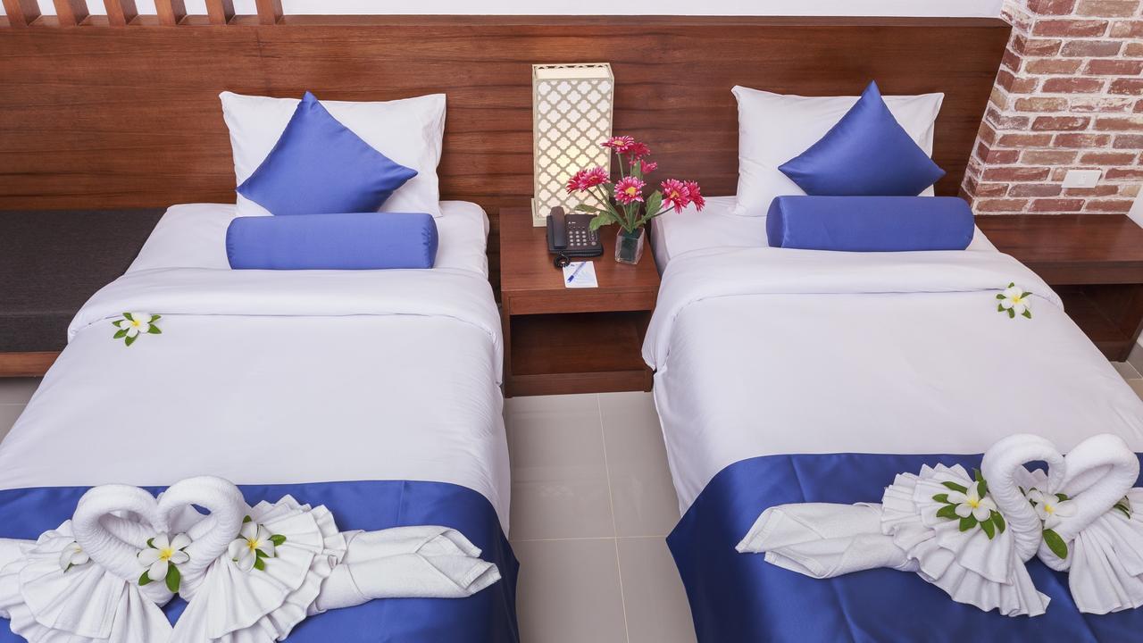 Tuana Hotels Brook Pool Access シャロン エクステリア 写真