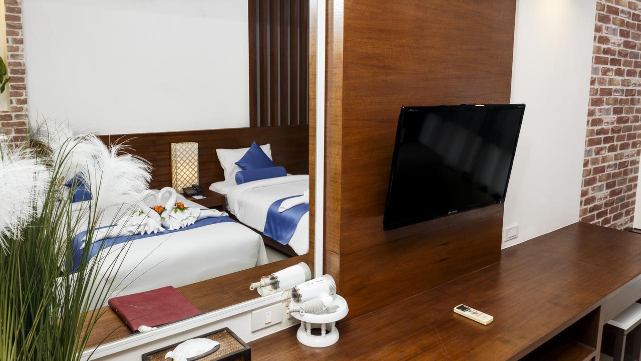 Tuana Hotels Brook Pool Access シャロン エクステリア 写真