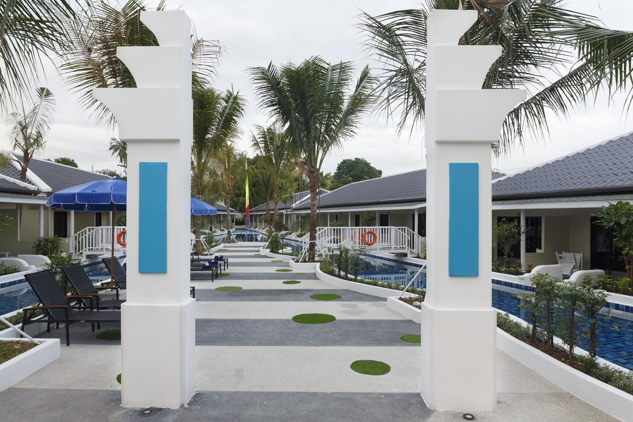 Tuana Hotels Brook Pool Access シャロン エクステリア 写真
