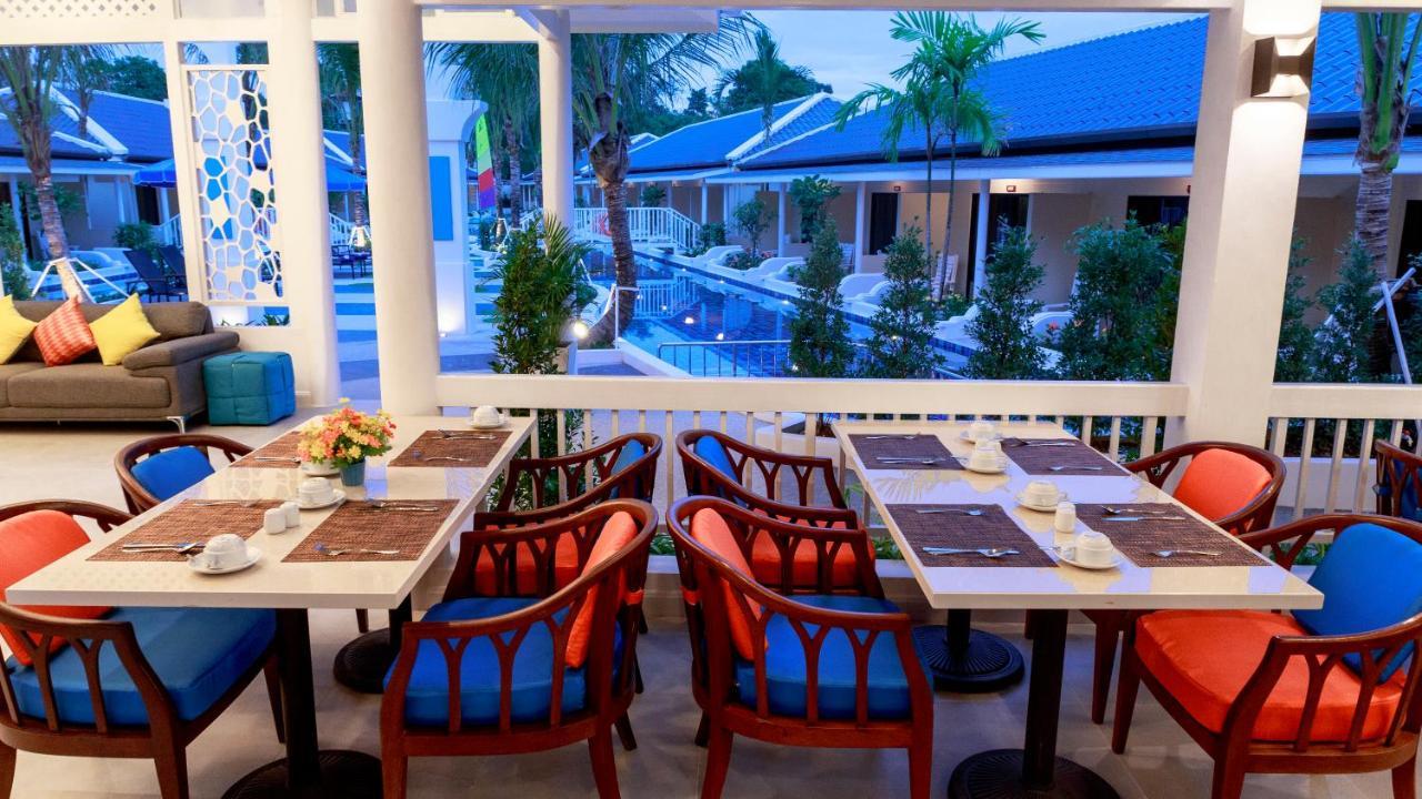 Tuana Hotels Brook Pool Access シャロン エクステリア 写真